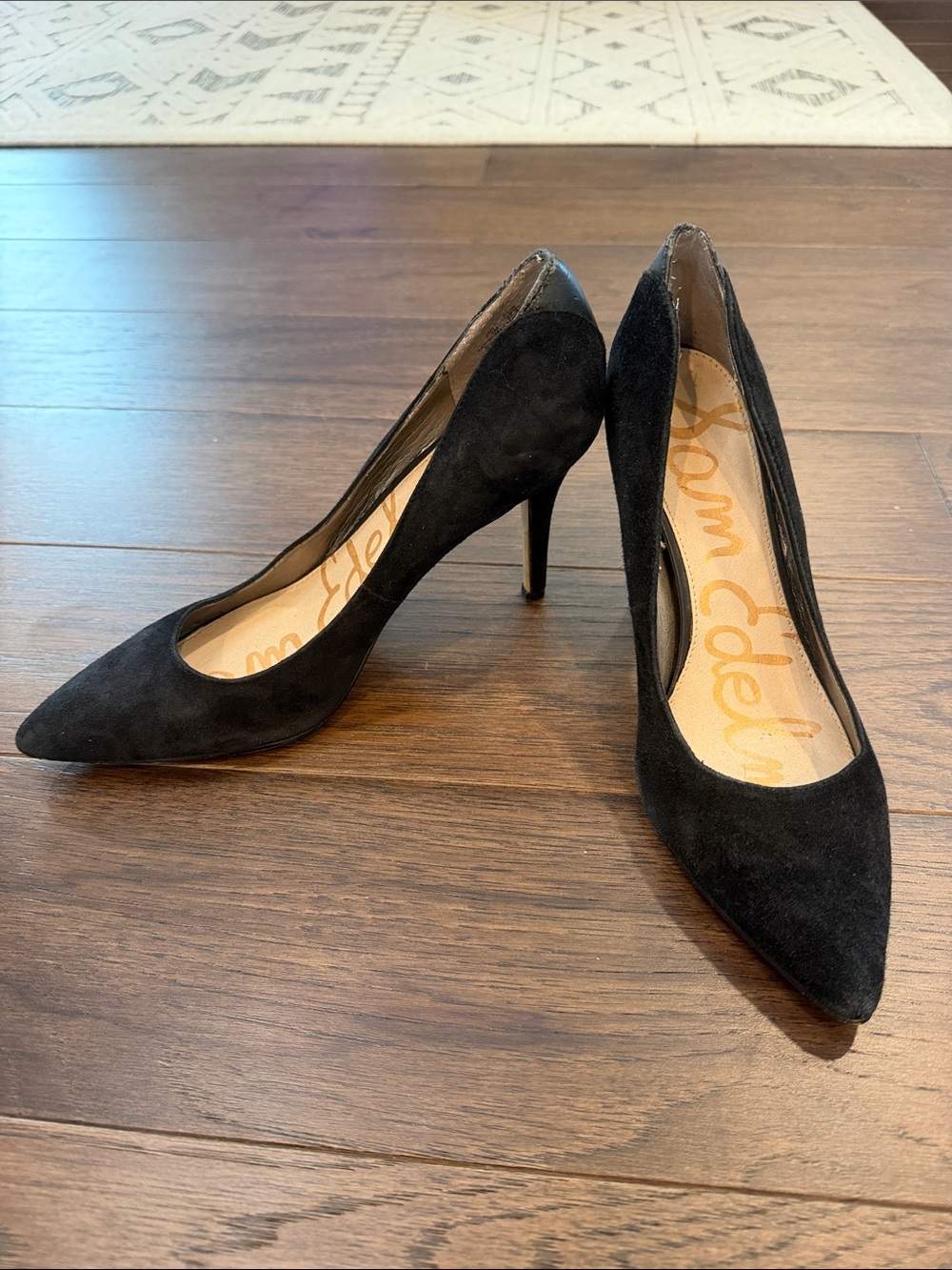Sam Edelman Black Suede Pointed Toe Stiletto Pumps Size 7.5 - C61-014
